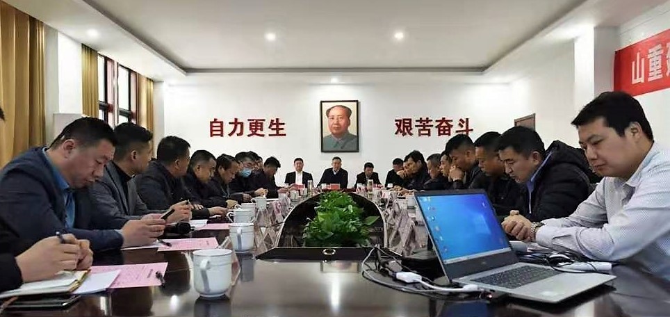 座谈会现场.jpg 座谈会现场.jpg